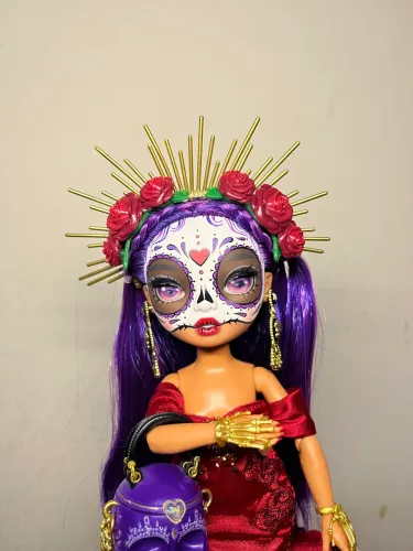 Rainbow High Maria Garcia 