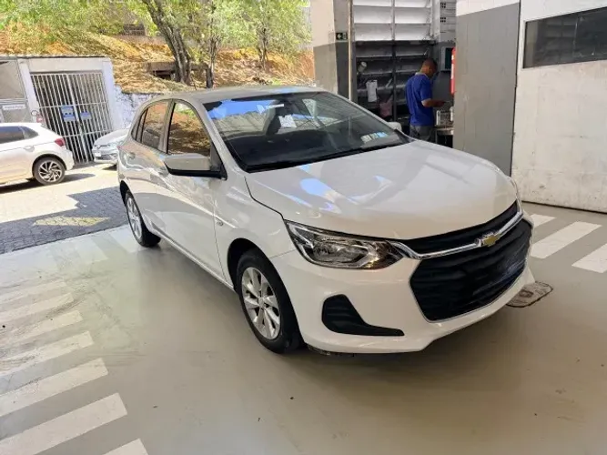 Chevrolet Onix Hatch LT 1.0 12V TB Flex Aut. 4P 2021