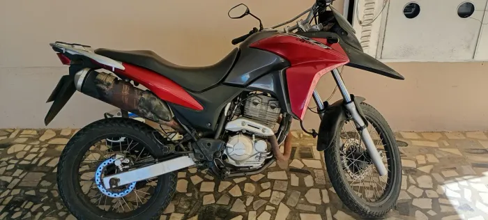 XRE 300 2013 OU TROCO EM CARRO 4 PORTAS