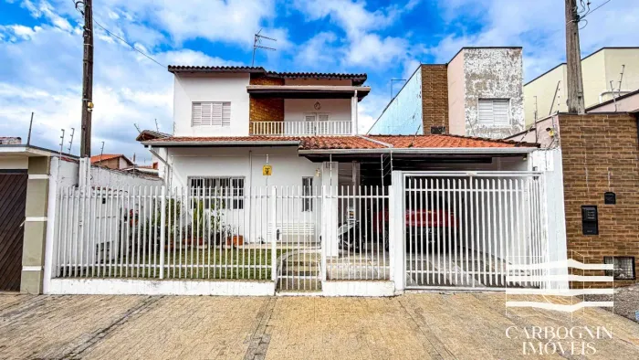 Sobrado a Venda na Vila Santos em Caçapava