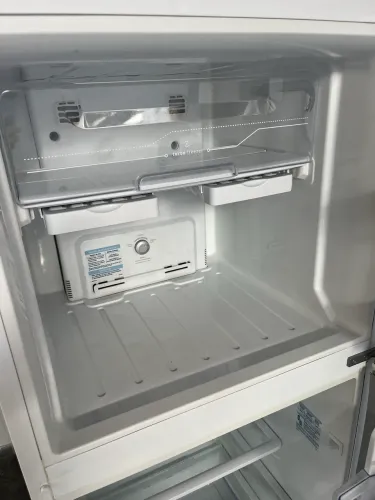 Vendo geladeira Electrolux fros free 420 litros 