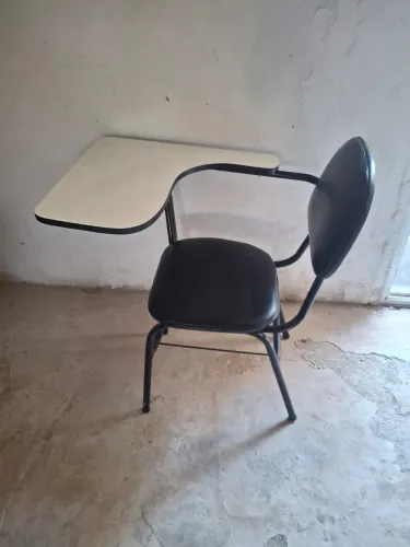 Cadeira escolar 