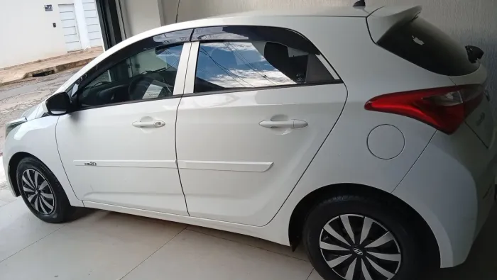 Hyundai HB20 Comf./c.plus/c.style 1.0 Flex 12V 2013