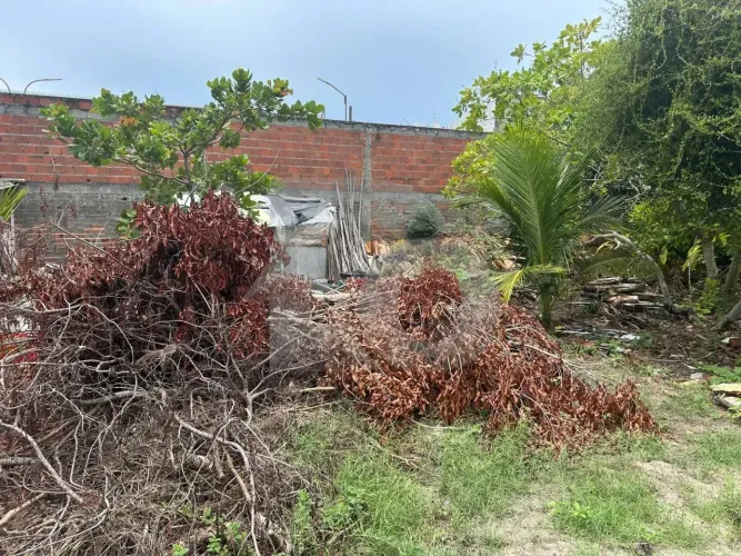 Terreno próximo à UNIT - Farolândia, com 1.940m².