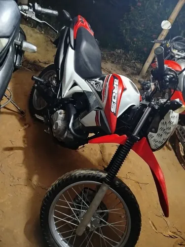 Bros 160 2017