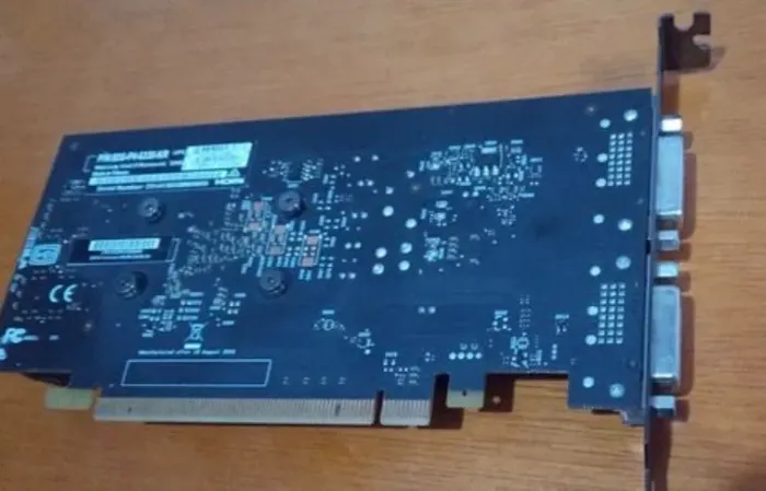 Placa de vídeo GT 1030 2GB