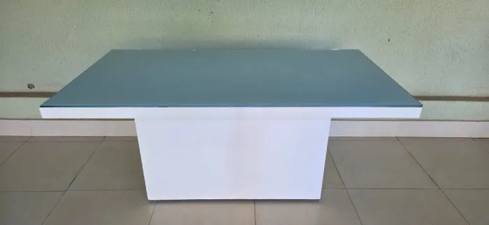 Mesa mdf com tampa de vidro