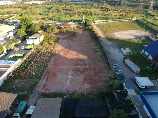 Terreno para locação com 8.000 m² em excelente localização em Cézar de Souza - Mogi das Cr