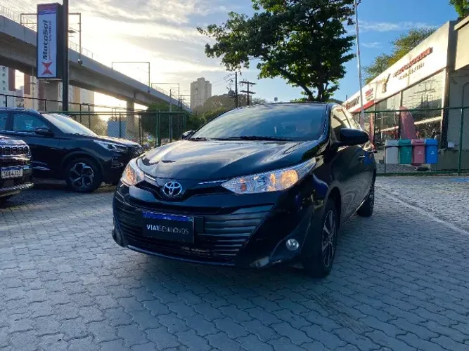 Toyota Yaris XS Connect Sedan 1.5 Flex 16V AUT 2022