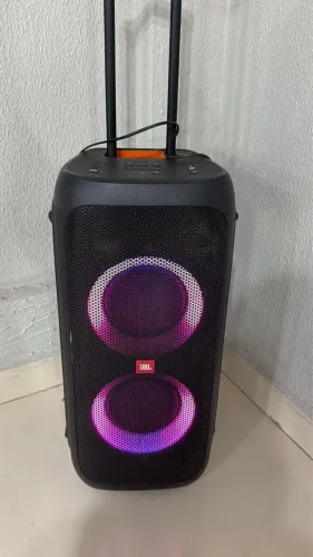 Caixa jbl 310