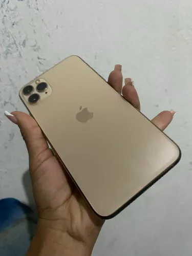 iPhone 11  pro Max 