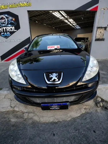 Peugeot 207 XR 1.4 Flex 8V 5P 2011