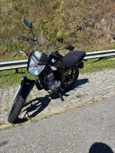 HONDA CG FAN - ÚNICO DONO - APENAS 18 MIL KM - ESTADO DE ZERO KM - 3 MESES DE GARANTIA