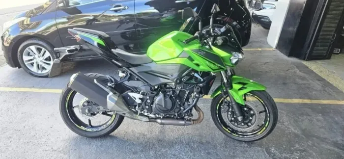 Kawasaki Z400