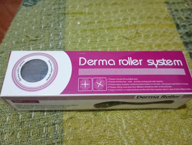 Derma roller sustem 