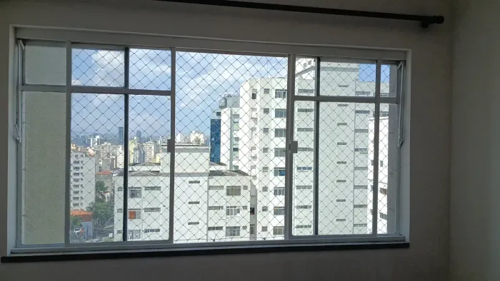 Aclimação - 01 dormitório grande sem vaga - perto metro vergueiro