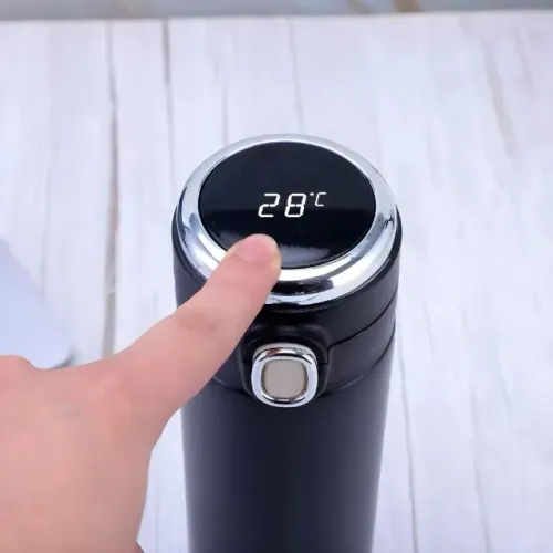 Squeeze Térmico Portátil 450ml com Isolamento a Vácuo - Mantém Temperatura  