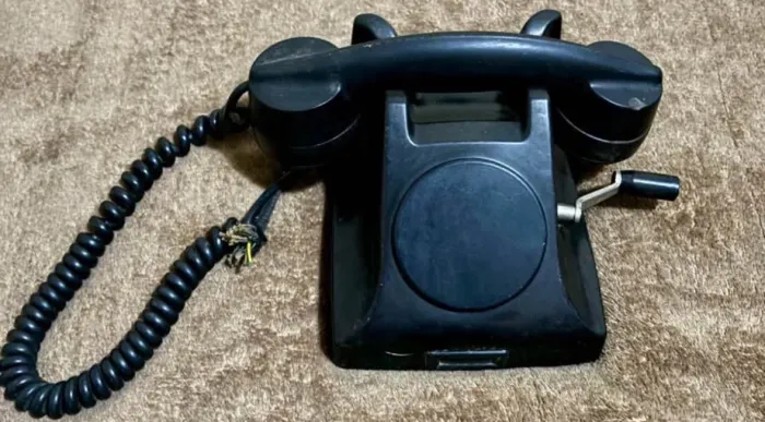 Telefone Antigo Manivela Ericsson Baquelite