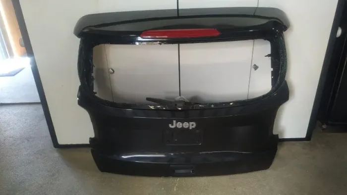 Tampa Traseira Jeep Renegade 2019 à 2022 Original BG4172