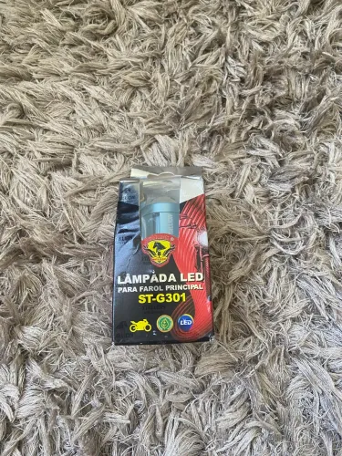Lâmpada full led formato H4