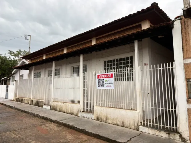 Sala Comercial para Venda em Pirajuí, Centro, 1 dormitório, 2 banheiros