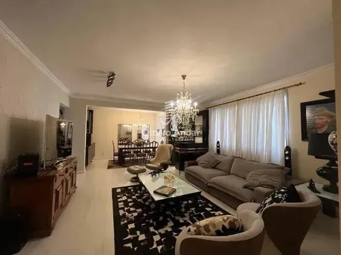 Apartamento à venda no bairro Centro em Florianópolis/SC