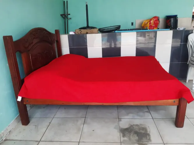 VENDO CAMA COMPLETA