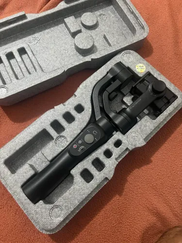 Gimbal estabilizador cel