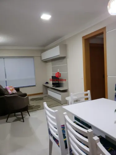 Apartamento de 2 Quartos Disponível para Locação Anual, no Centro de Capão da Canoa. REF: