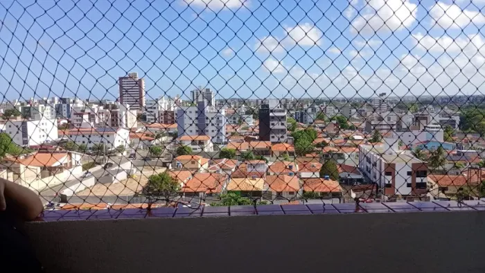 3 quartos, prédio com elevador, piscina 
