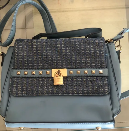 Bolsa usada algumas vezes 
