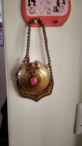 Cantil de bronze comprado na india para decorar parede