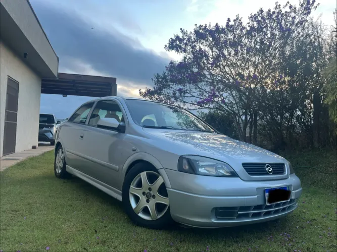 Chevrolet Astra 2.0/ CD/ Sunny/ GLS 2.0 8V 3P 2002