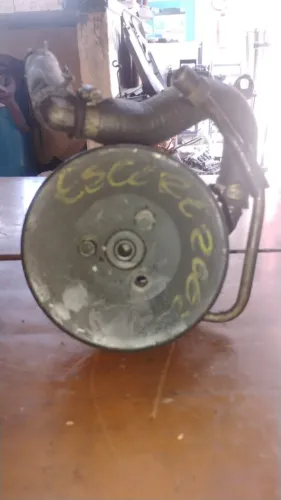 Bomba Direção Hidraulica Escort 2002