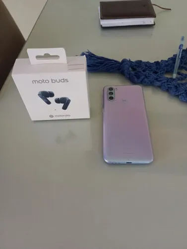 Vendo celular moto g 31 mais fone de ouvido