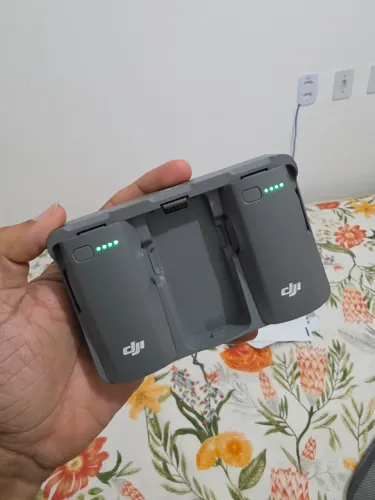 Kit 2 baterias e Hub de carregamento para DJI Neo 2