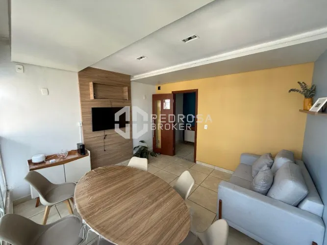 SALA COMERCIAL PARA LOCAÇÃO COM 03 BANHEIROS E 01 VAGA NO SAGRADA FAMILIA