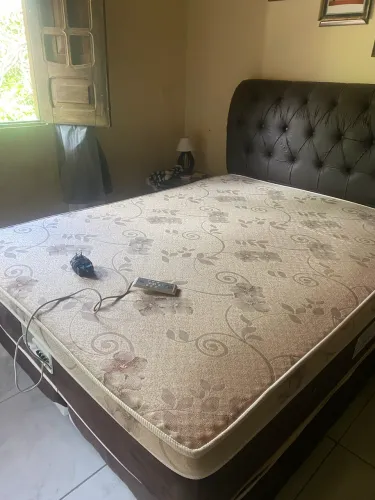 Cama Queen com massagem 