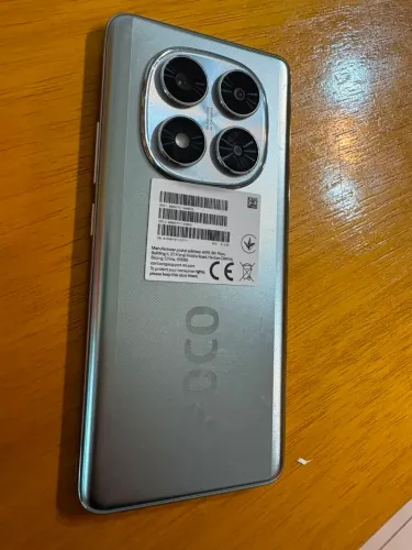 Poco X7 .12 Gb de Ram/512 Gb armazenamento