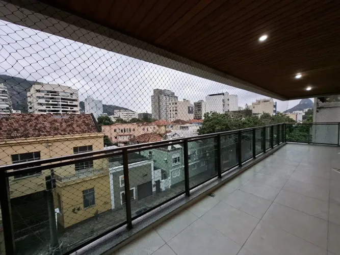 Imóvel para aluguel com 95 metros quadrados com 3 quartos em Botafogo - Rio de Janeiro - R