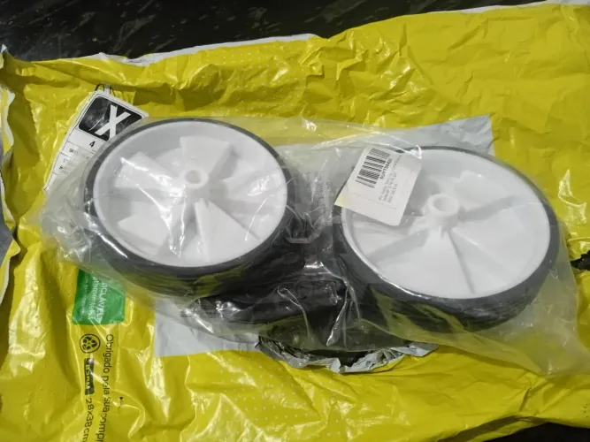Vendo ou troco rodinha para bike aro 20 lacrada
