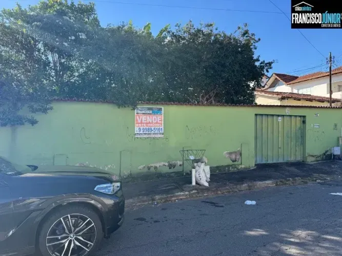 Lote no Setor Coimbra, 186 m², Entre Rua Campinas e Av. Perimetral, Casa com 120 m² Constr