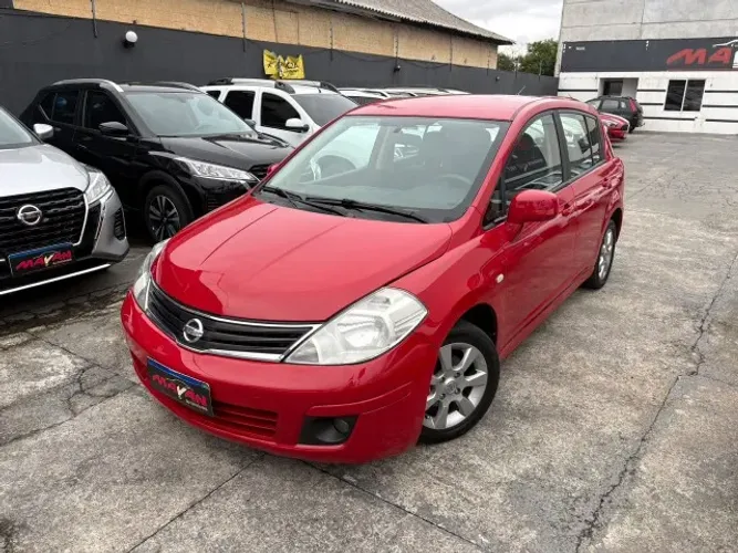 Nissan Tiida S 1.8/1.8 Flex 16V Mec. 2011