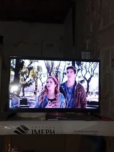 TV Smart 32 polegadas