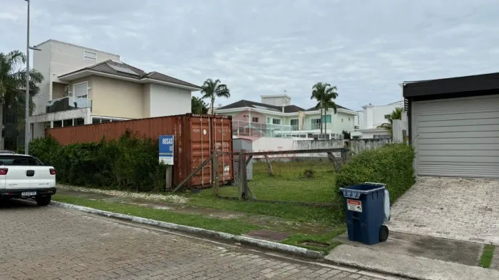 Terreno com 620 m² à venda, no Bairro Jurerê Internacional - Florianópolis/SC.