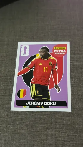 Jeremy Doku Lilás Legend Extra Sticker