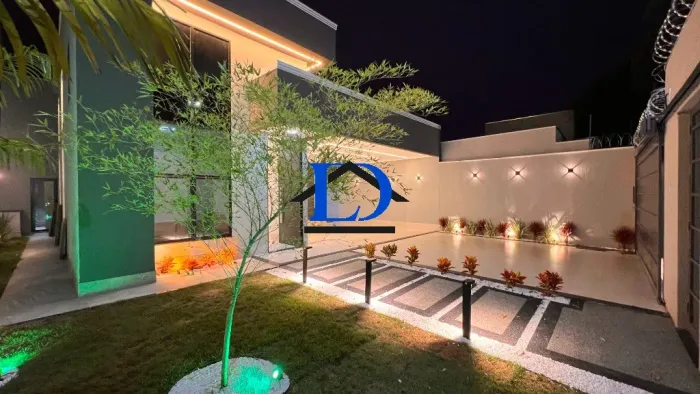 Imperdível: Casa à venda em Goiânia-GO, Parque Amazônia, 4 quartos, 3 suítes, 3 salas, 5 b