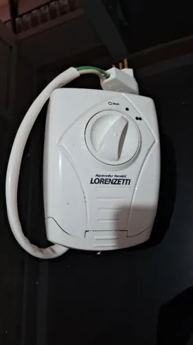 Aquecedor da lorenzetti 220w semi novo 