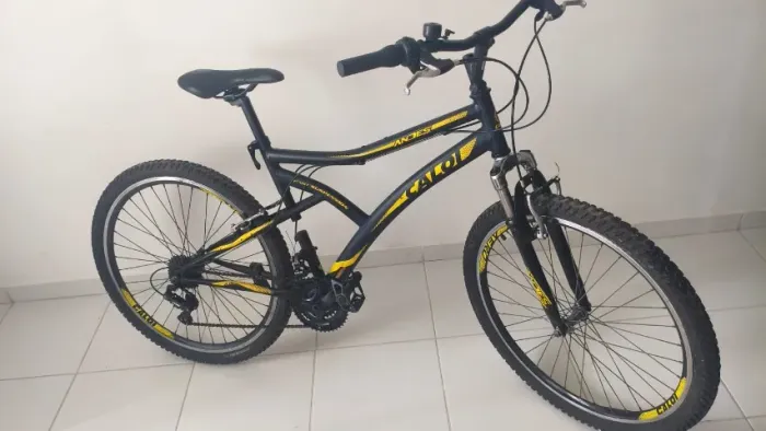 Bicicleta Caloi Andes aro 26