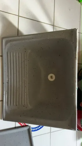 Vendo essas duas pia